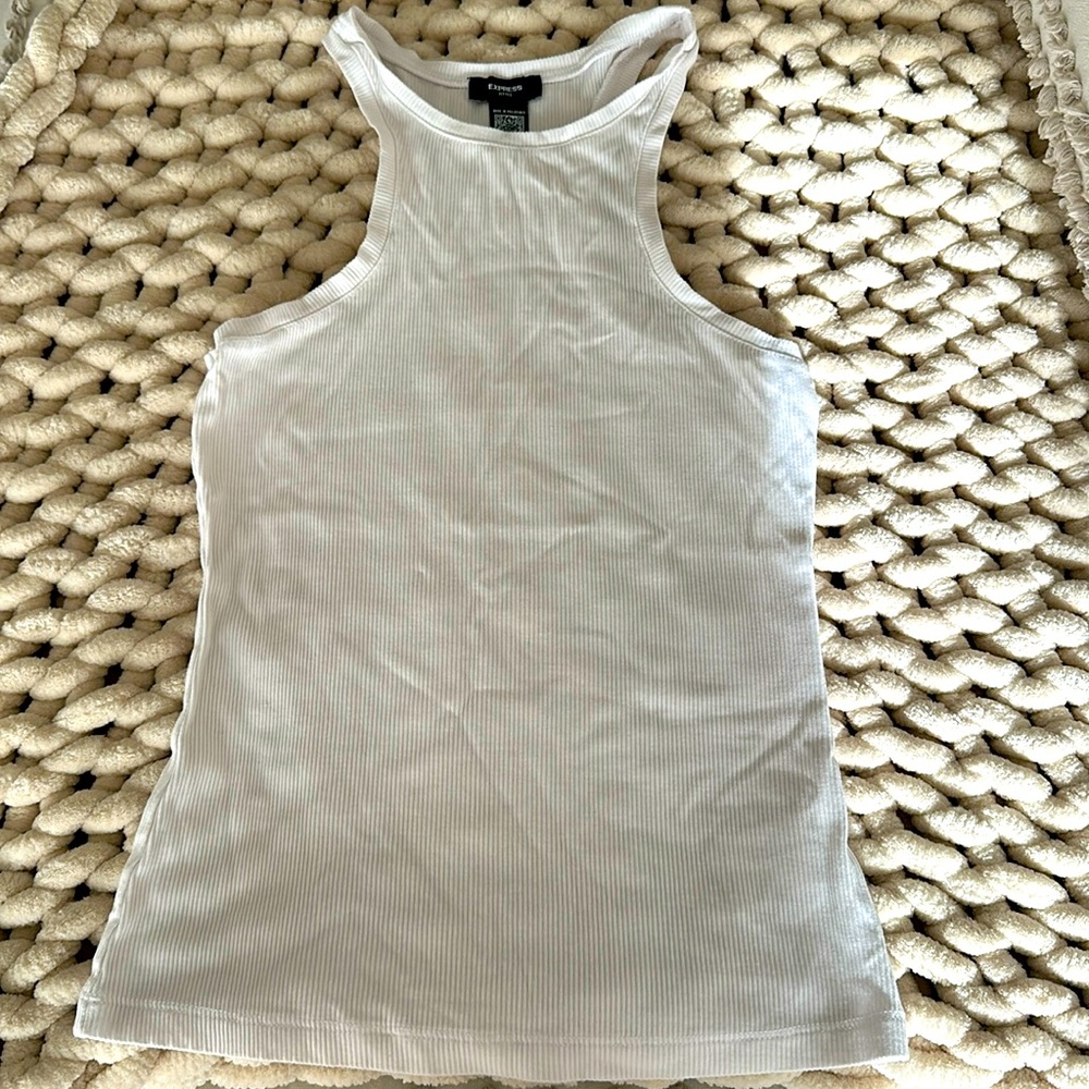 Express White Top